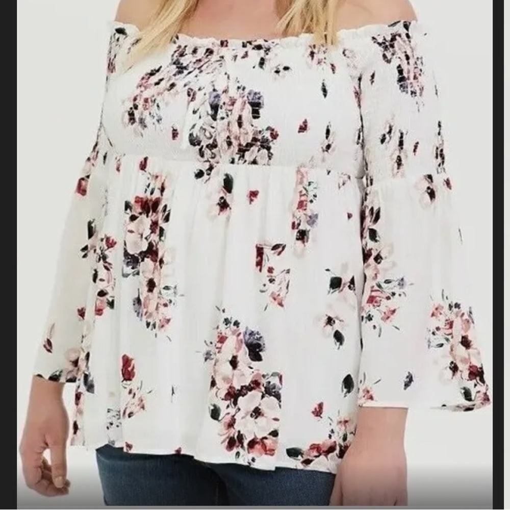 Torrid Floral Off-Shoulder babydoll blouse cottagecore fairycore floral romantic